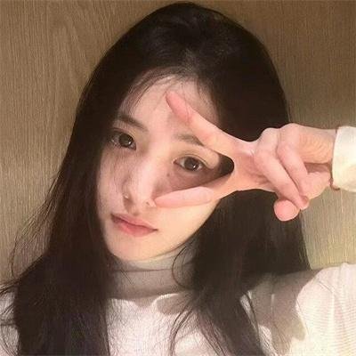 邪恶的蕾丝莉